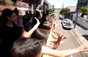 Associados e colaboradores da Sicredi Dexis realizam o sonho de 300 crianças