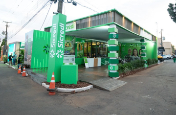 Sicredi Dexis reforça parceria com produtores rurais na ExpoLondrina 